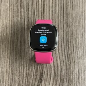 Fitbit Versa 4 Fitness Smartwatch Platinum